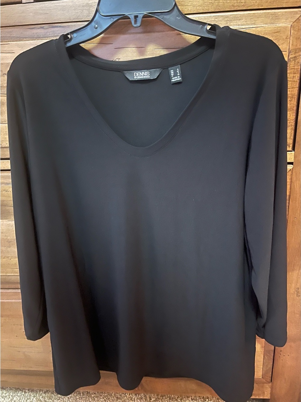 NWOT Dennis Basso Basics Italia Knit Voop Neck 3/4 Sleeve Top Size S